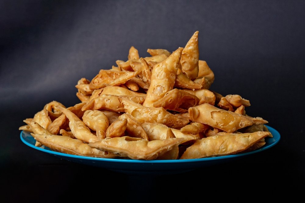 Namak Pare Recipe